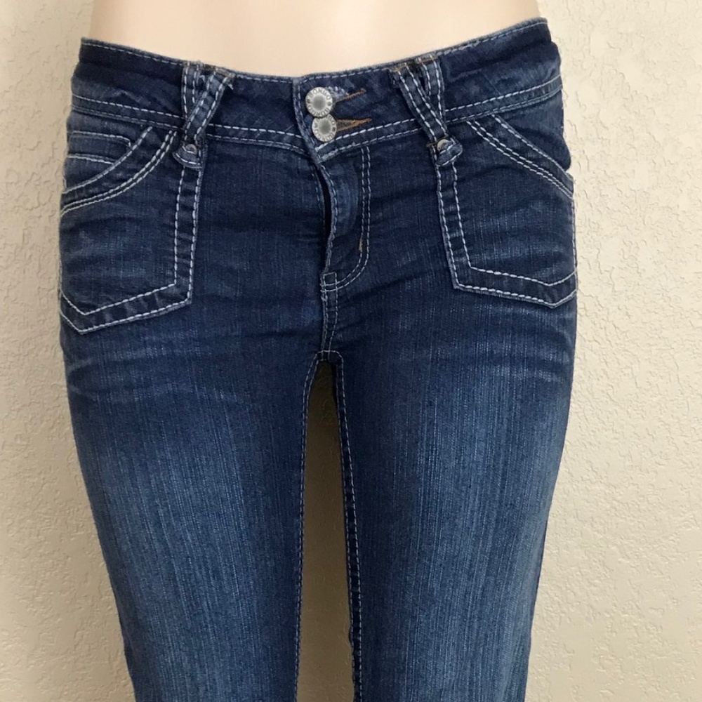 Bongo Flare Jeans- Size 7- EUC. Dark wash blue col